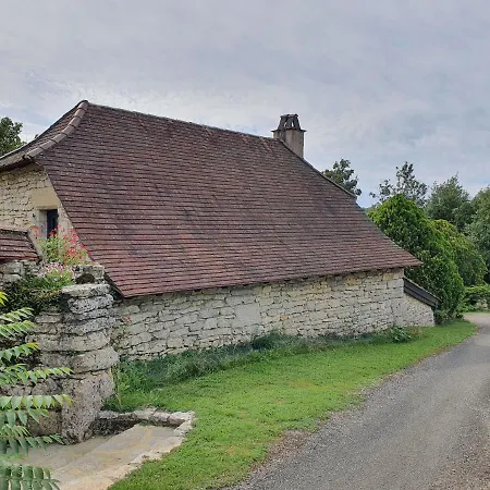 Сasa de vacaciones Sur Le Causse De St Chels, Charme Sport Et Détente *