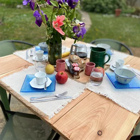 Сasa de vacaciones Sur Le Causse De St Chels, Charme Sport Et Détente Saint-Chels