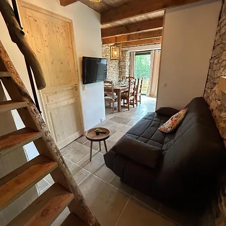Sur Le Causse De St Chels, Charme Sport Et Détente Сasa de vacaciones Saint-Chels