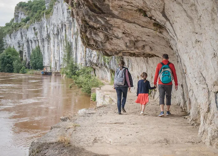 Sur Le Causse De St Chels, Charme Sport Et Detente *