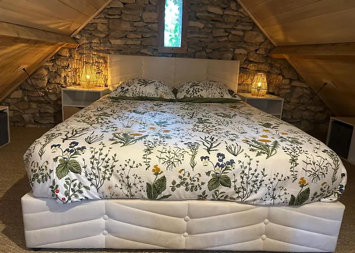 Дом отдыха Sur Le Causse De St Chels, Charme Sport Et Detente *