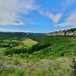 Sur Le Causse De St Chels, Charme Sport Et Detente