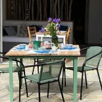 Holiday home Sur Le Causse De St Chels, Charme Sport Et Detente *