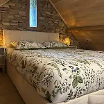 Holiday home Sur Le Causse De St Chels, Charme Sport Et Detente *