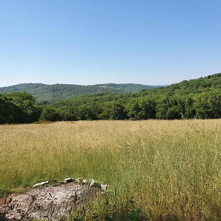 Sur Le Causse De St Chels, Charme Sport Et Detente Saint-Chels