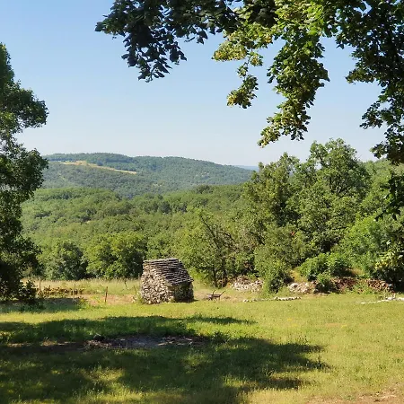 Sur Le Causse De St Chels, Charme Sport Et Detente Ferienhaus