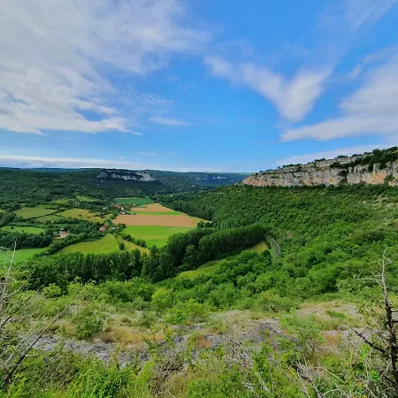 Sur Le Causse De St Chels, Charme Sport Et Detente