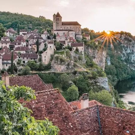 Sur Le Causse De St Chels, Charme Sport Et Detente * Saint-Chels