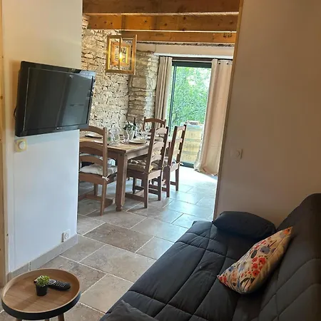 Sur Le Causse De St Chels, Charme Sport Et Detente