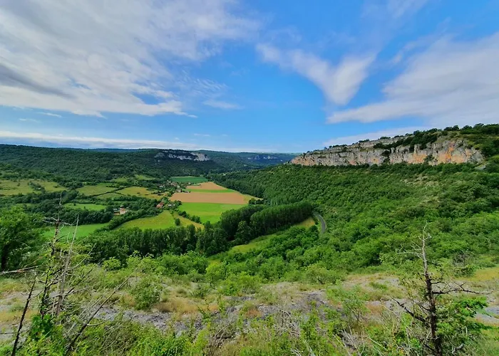 Sur Le Causse De St Chels, Charme Sport Et Detente