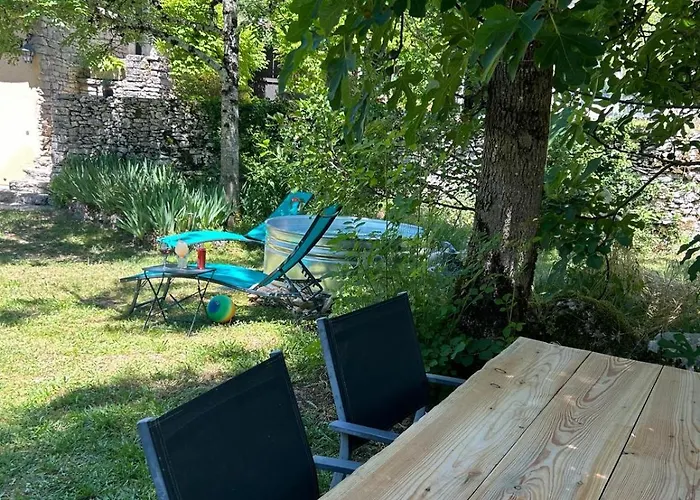 度假居 Sur Le Causse De St Chels, Charme Sport Et Detente