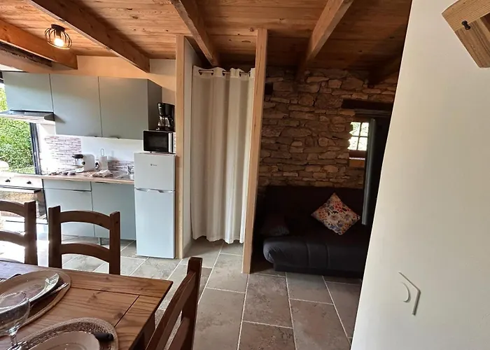 Casa vacanze Sur Le Causse De St Chels, Charme Sport Et Détente